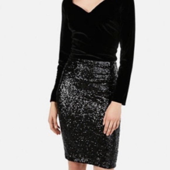 Express Dresses & Skirts - EXPRESS LIKE NEW! SEQUIN SKIRT